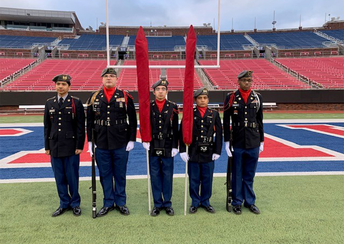 Hillcrest High School JROTC Present Colors for American Lung Association