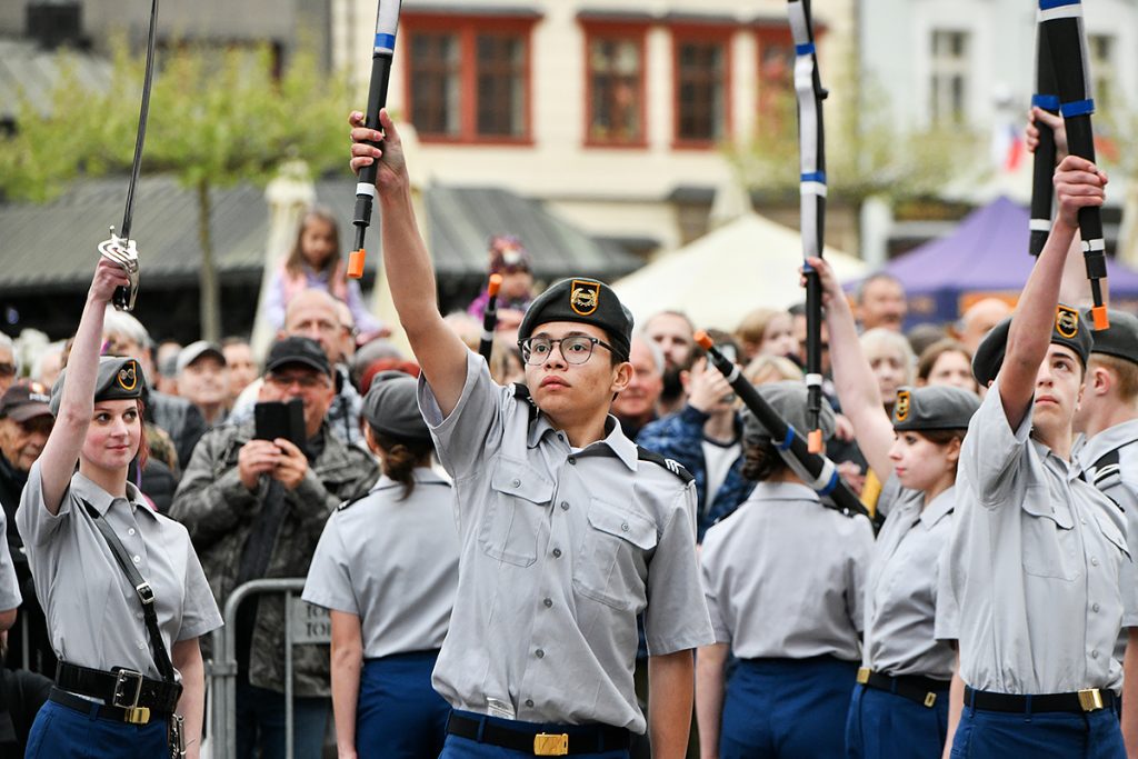 Names: (Center) Cdt/SSG Ryan Rivera Mojica
Photo Credit: City of Pilsen
Caption: Cdt/SSG Ryan
Rivera Mojica performs drill routine at Republic Square, Pilsen, Czech Republic