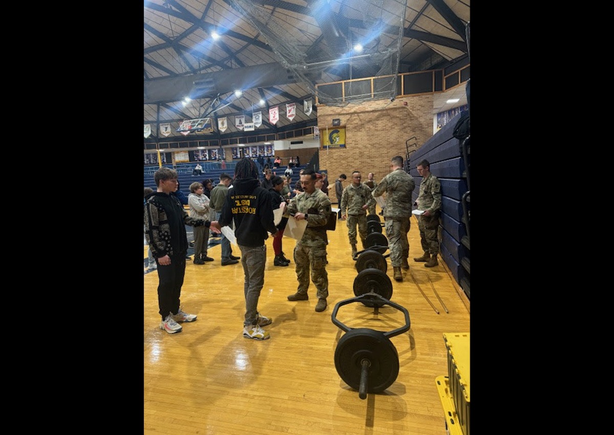 https://usarmyjrotc.army.mil/wp-content/uploads/2025/01/JROTC-News-Featured-Springfield-Southeast-High-School-Spartans-Battalion-Physical-Training-Day-2-1024x725.jpg