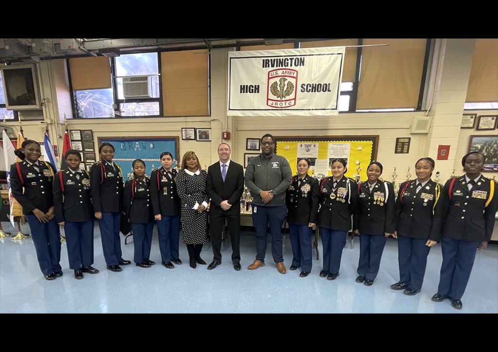 JROTC-News-Featured-Irvington-HS-JROTC-Visit-from-2nd-Brigade-Chief-5.jpg