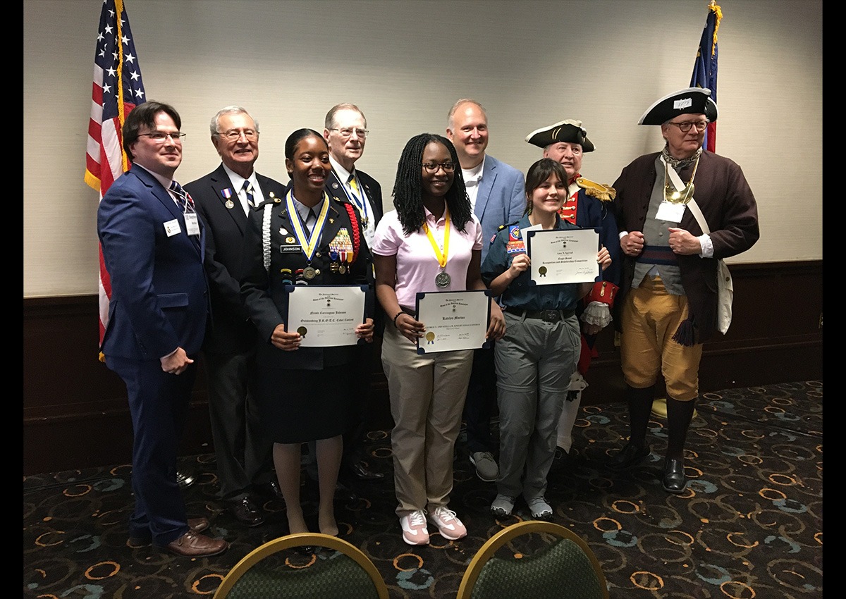 JROTC-News-Featured-Cadet-Major-Nicole-Johnson-Sons-of-American-Revolution-Award-2.jpg